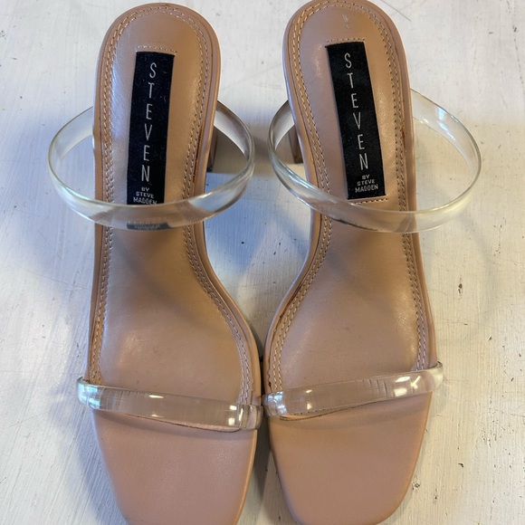 Nude heels with clear straps - Picture 2 of 3